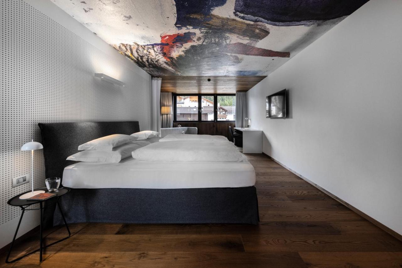 Ciasa De Munt Lifestyle Living Hotel Corvara In Badia Exterior photo